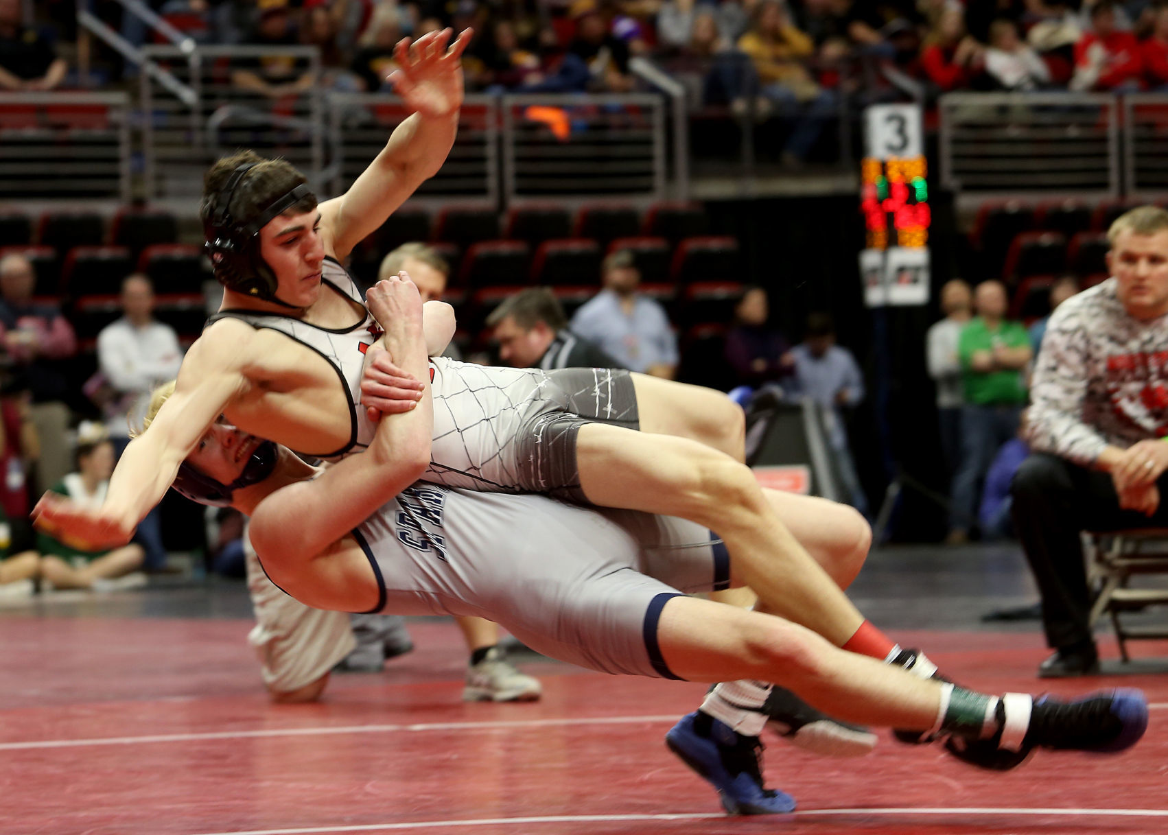 021519-qct-IA-HS-Wrestling-043